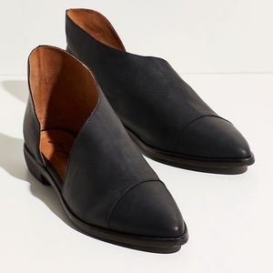 Free People Royale Flat